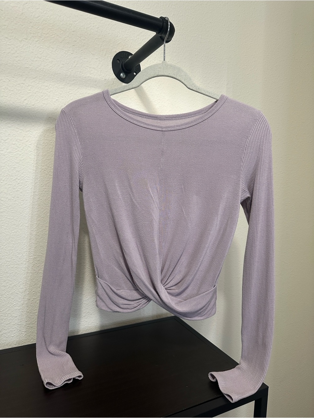 ALO Yoga Lavender Twist-Front Long Sleeve Top